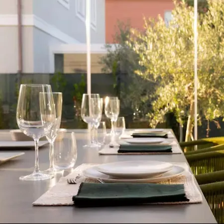 Jade - 4 Bdr And Swimming Pool - Dei Marmi *