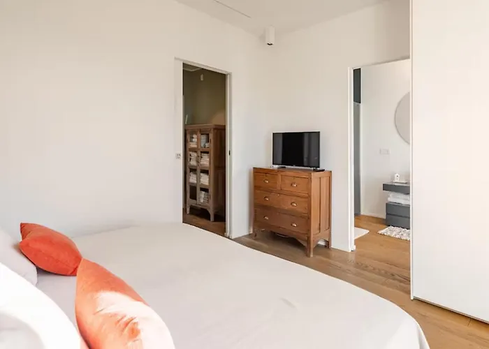 Jade - 4 Bdr And Swimming Pool - Dei Marmi *