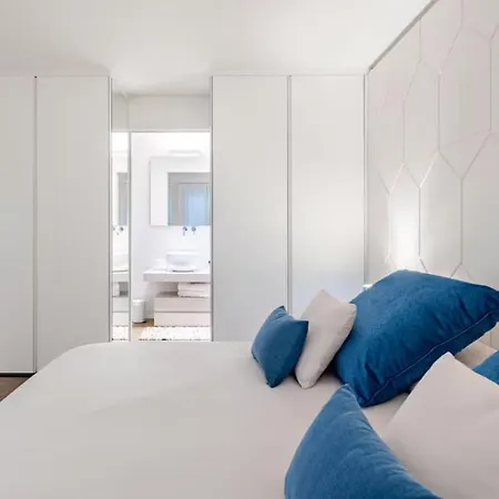 בית נופש Jade - 4 Bdr And Swimming Pool - Dei Marmi