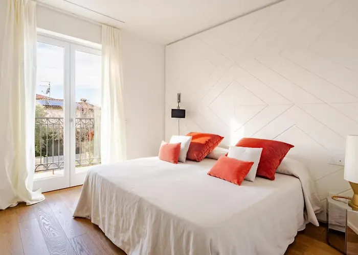 Jade - 4 Bdr And Swimming Pool - Dei Marmi Nyaraló